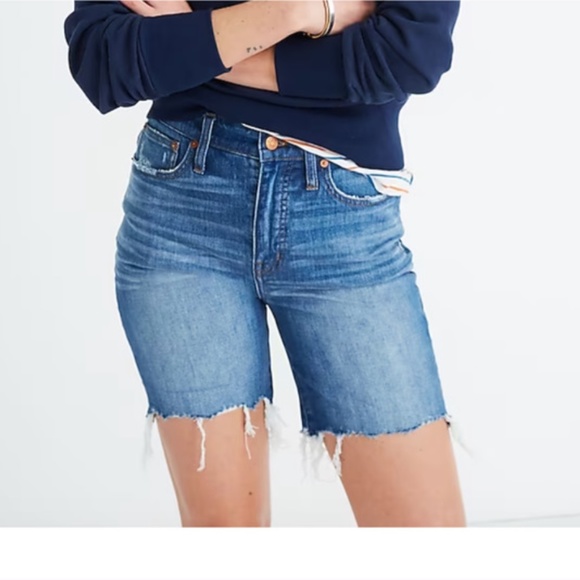 Madewell High Rise Mid Length Denim Shorts in Erwin Wash size 25 - Picture 3 of 11